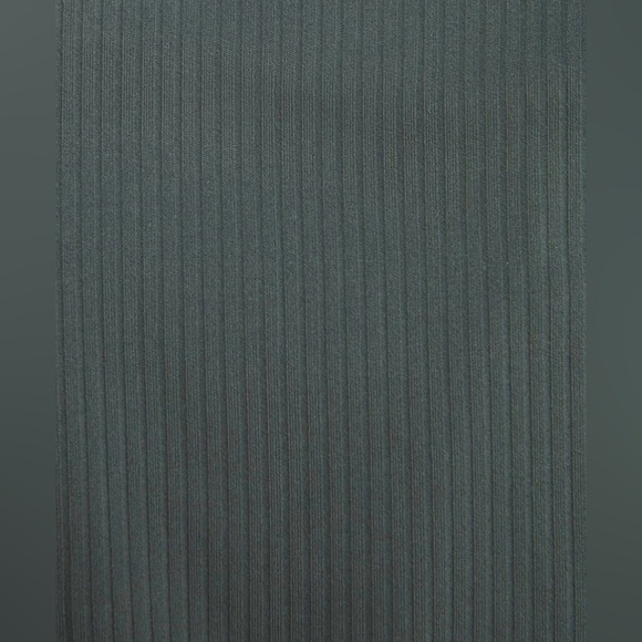 NWT Lululemon Align Ribbed High-Rise Pant 25" in Dark Forest - Picture 4 of 6